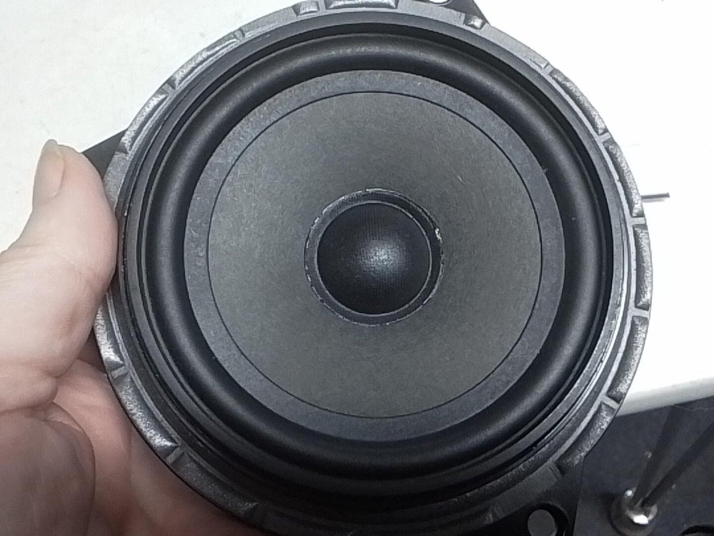 BMW E91 3 SERIES MID RANGE DOOR SPEAKER #9143231