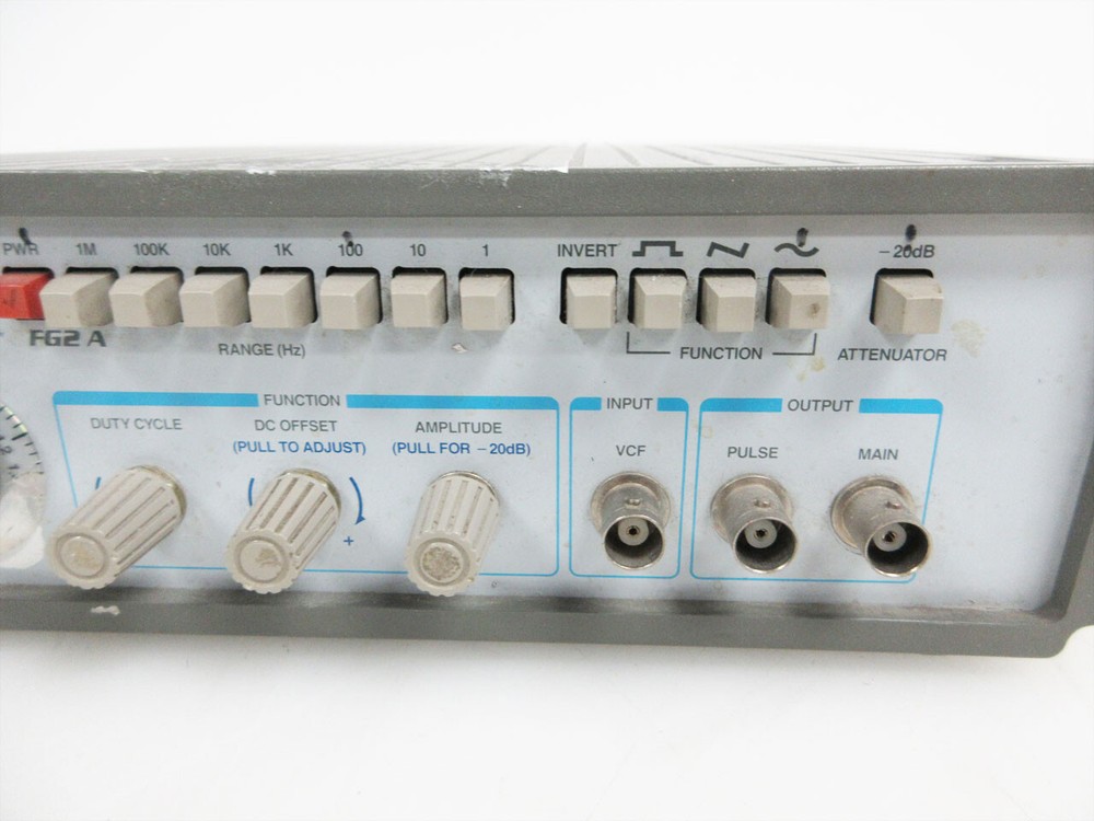 BECKMAN INDUSTRIAL FG2 A 2MHZ FUNCTION GENERATOR FG2A