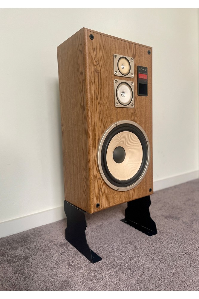 Manta Speaker Stand