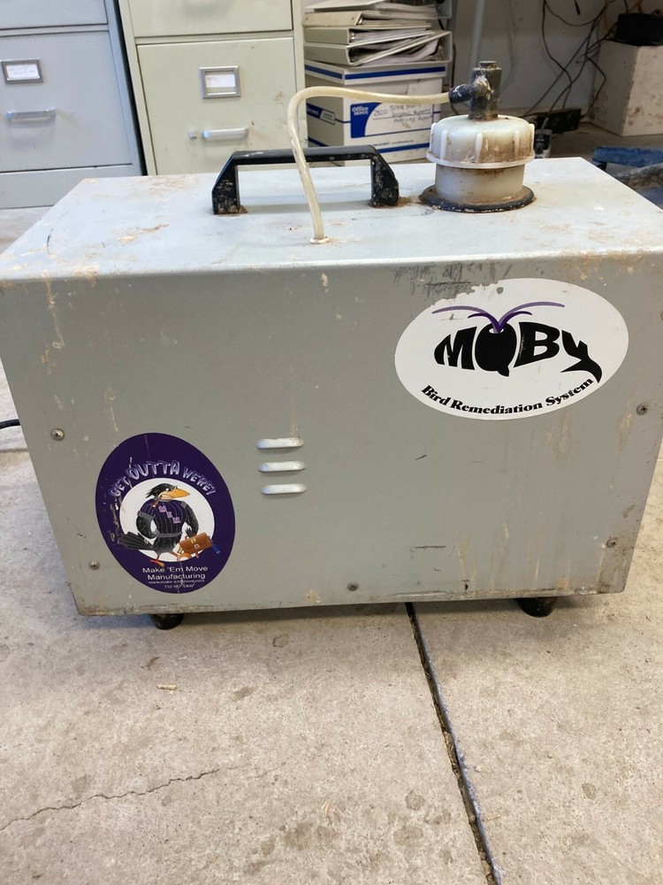 bird repellent, hazer, grape smelling, Make 'Em Move MFG