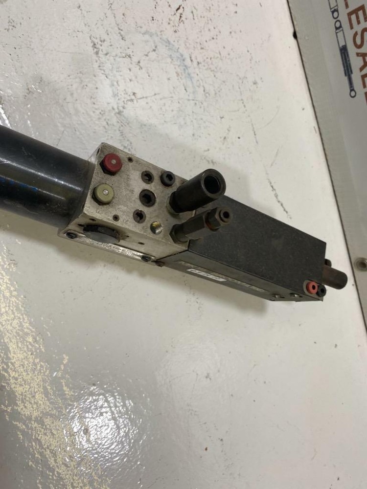 CompAir DD5A170B Broomatic Mark III