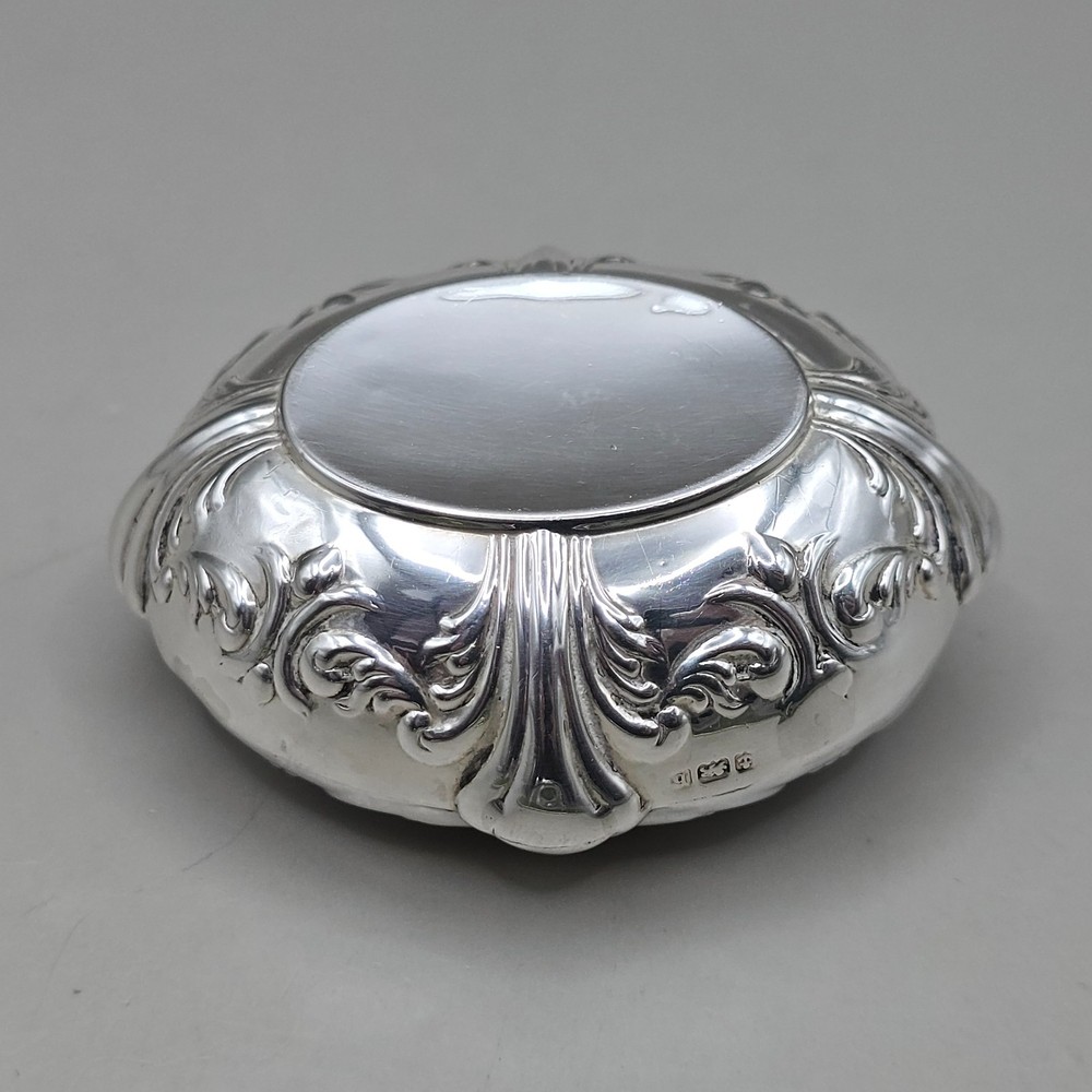 Antique Solid Silver Snuff/Pill Box Birmingham 1901 Gilt Interior Rococo Design