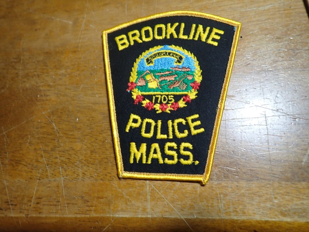 BROOKLINE   MASSACHUSETTS   EARLY OBSOLETE  VEST PATCH BX 14 #7