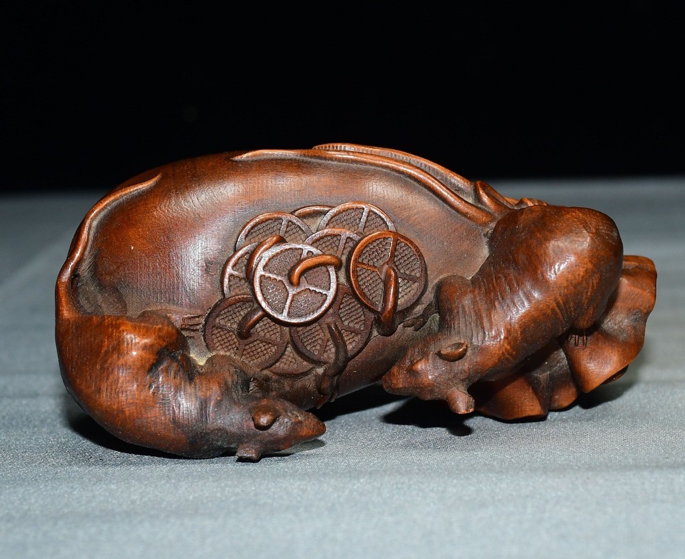 Exquisite Small Leaf Boxwood Mouse Ornament