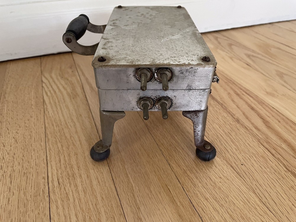 Vintage Thermax Waffle Iron E3930 Art Deco