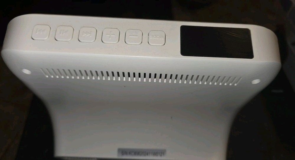 CD Player w/ USB Playback, Built In Speaker/Aux Out+Remote (USB Type-C Powered)