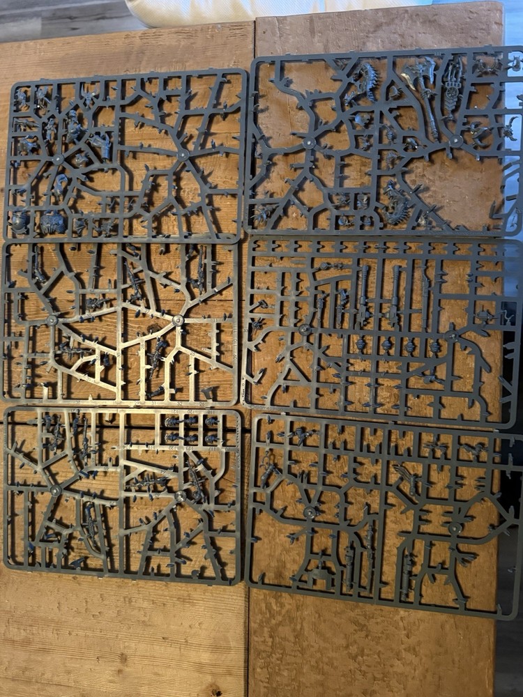 Bits And Pieces Warhammer 40K