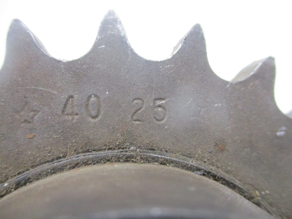 INDUSTRIAL SPARE 4025 SPROCKET UNMP