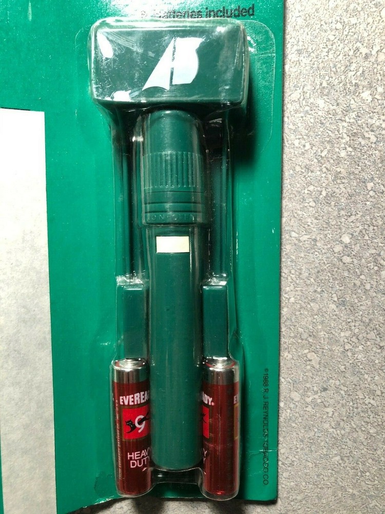 Vintage Salem Cigarette Flashlight New in Package