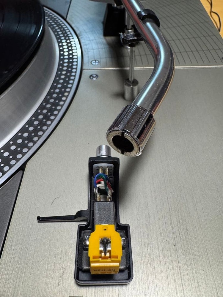 Technics SL-1100 Direct Drive Record Player Turntable JP