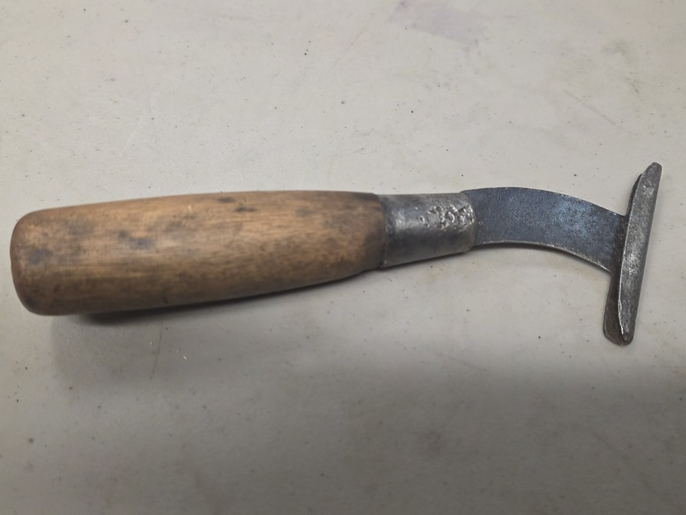 Antique Fixed Blade Race Knife / Timber Scribe