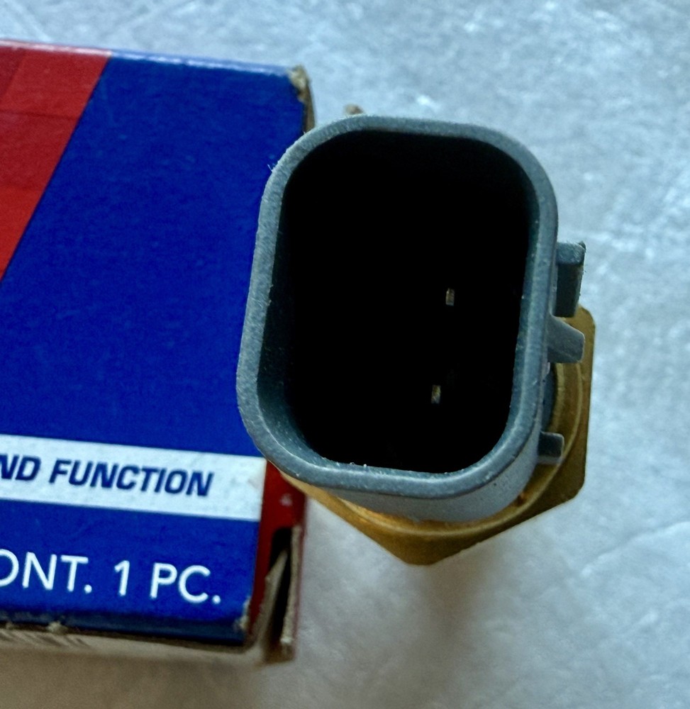 SU13812 Engine Coolant Temperature Sensor FOR DODGE CHRYSLER JEEP