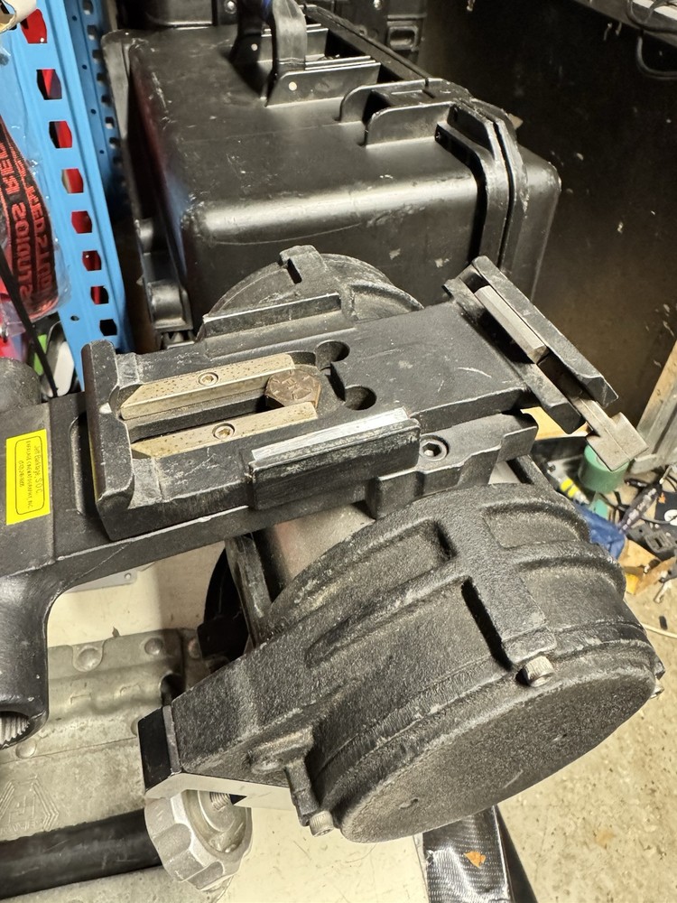 O’Conner 50D Fluid Head With 1 Arm & A Locking Nut And Case