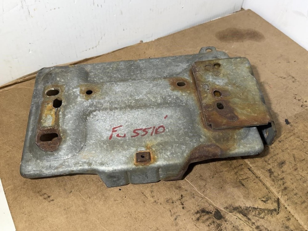 00-05 EXCURSION Battery Tray OEM Great Condition