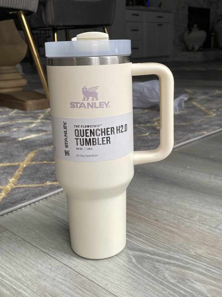 White Stanley Tumbler 40 oz