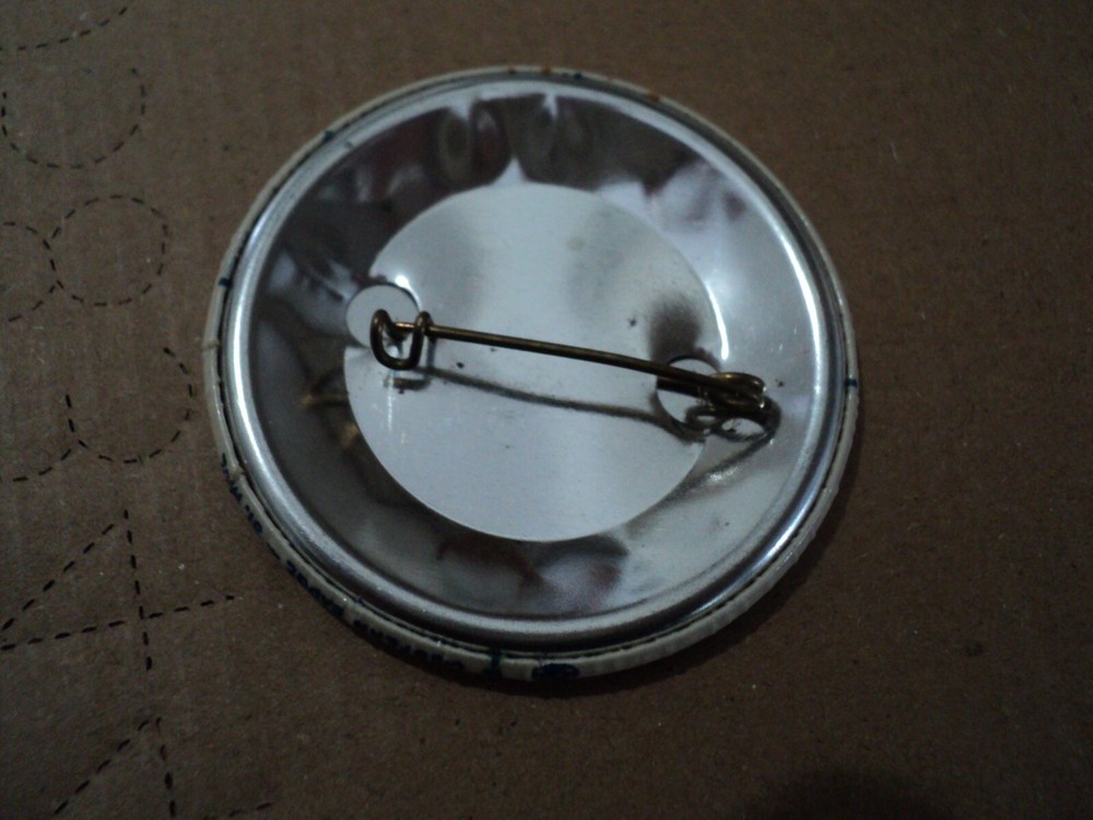 1971 St. PAUL WINTER CARNIVAL Pinback Button