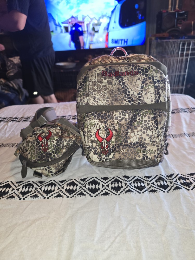 Badlands FX Bino X Binoculars Case And Straps. (No Binoculars)