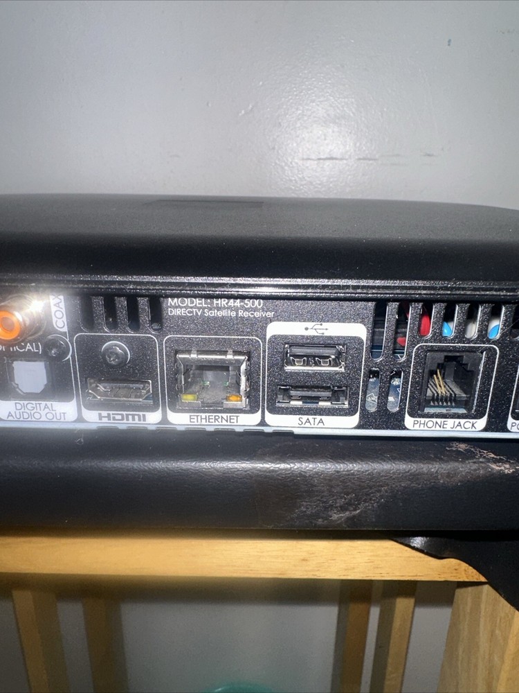 DIRECTV console HR44-500 with cords and remote control tested