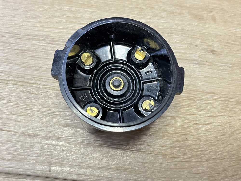 Standard AL-25 Distributor Cap