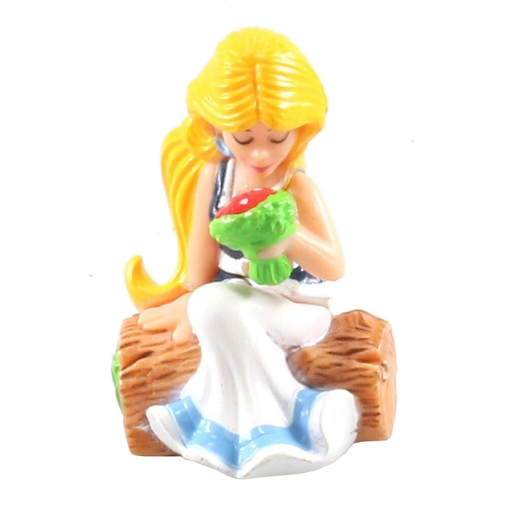 Kinder Asterix (Falbala) Collectible Figure
