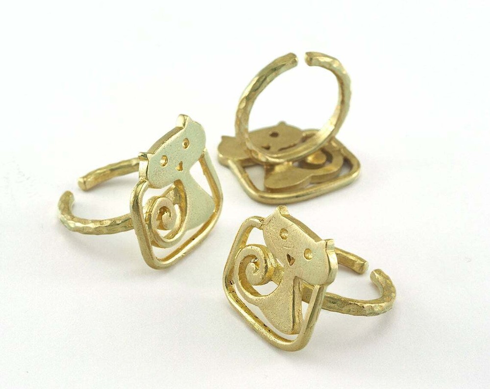 Cat Adjustable Ring Raw Brass (18mm 8US inner size - Adjustable ) OZ3023