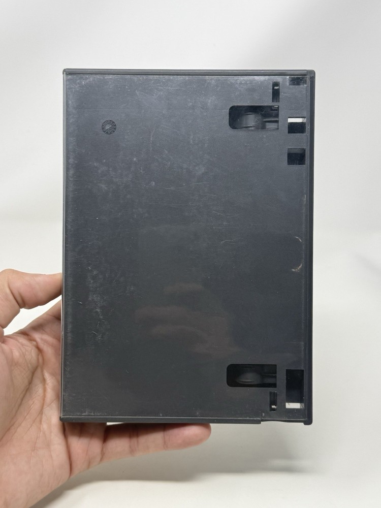 Nintendo GameCube OEM Official Replacement Game Case DOL-007 Clean Authentic