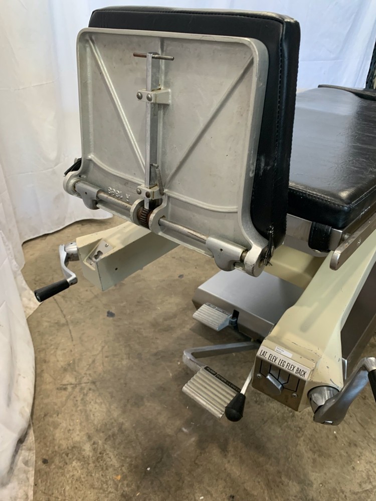 Affiliated Hospital Manual Surgical Table Model 600 S8210