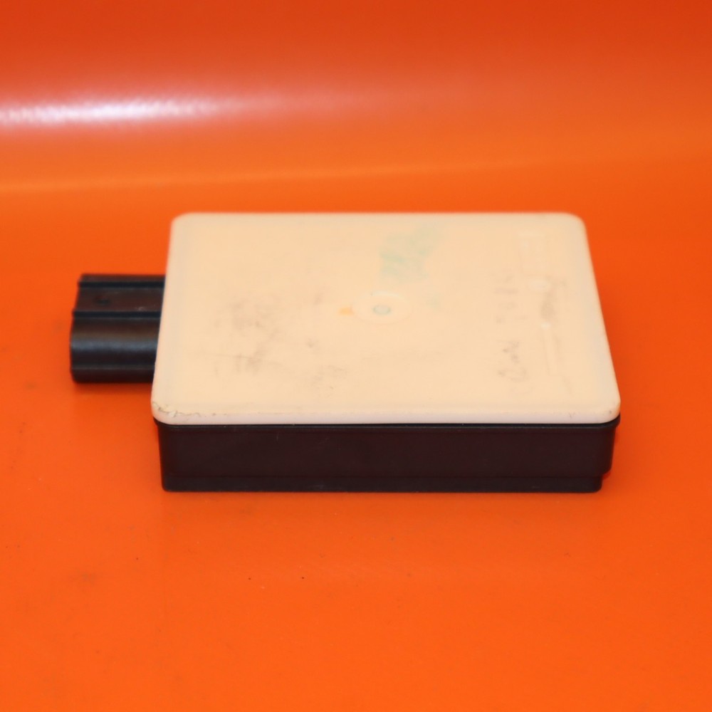 HONDA CR-V BLIND SPOT RADAR CONTROL MODULE REAR 2023 2024 682496900A OEM