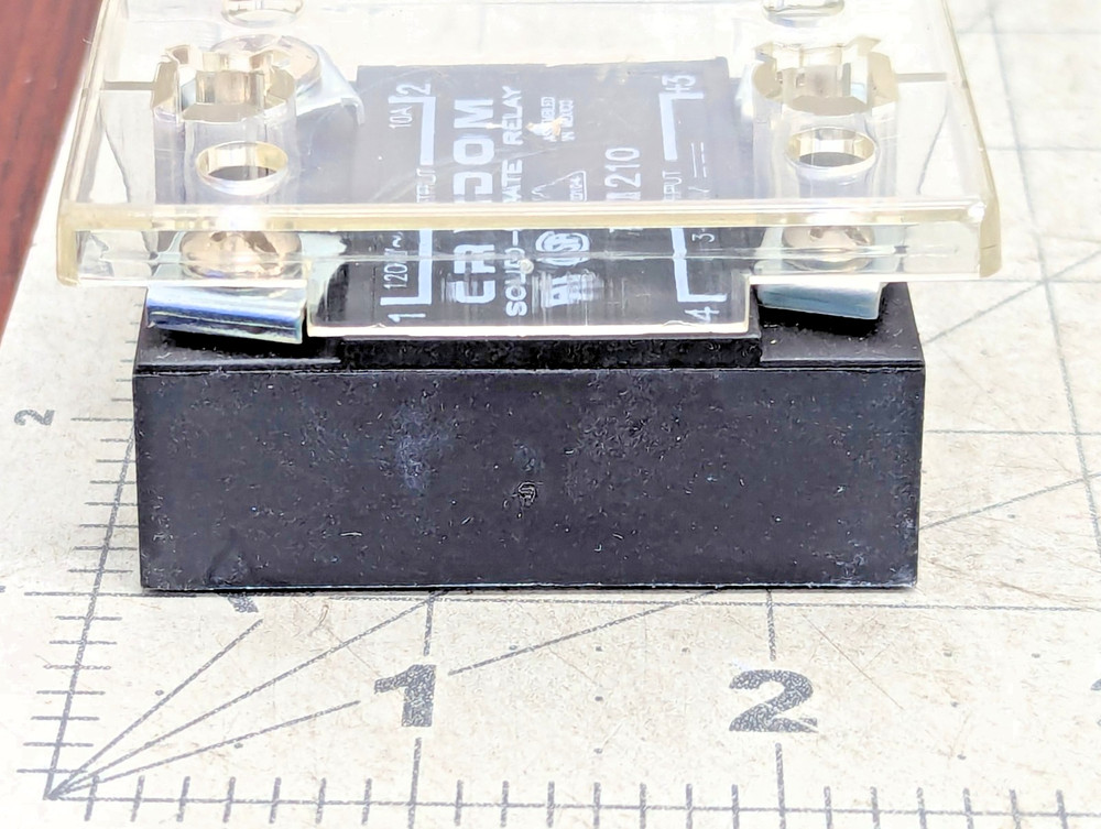 Crydom TD1210 Solid State Relay Input 3~ 32Vdc Output 120Vac 10A Working Pull [Z