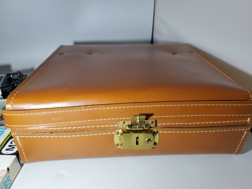 Vintage Land Camera Model 250-Flash-Leather Case