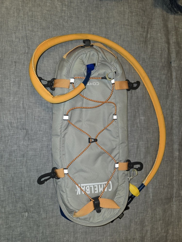 Cortez™ Deck-Mounted Kayak / SUP Hydration Pack Excellent Condition