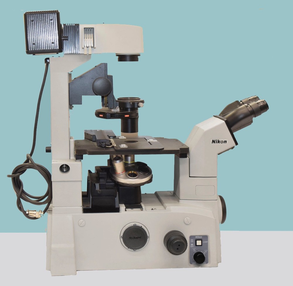 Nikon Eclipse TE2000-U Inverted Phase Contrast Microscope, 3 Objectives
