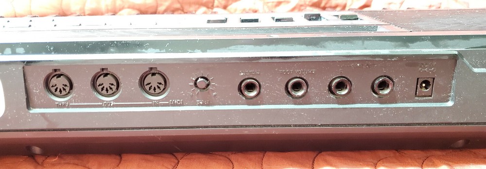 Vintage Casio Casiotone CT-640 Pulse Code Modulation Keyboard MIDI 465 Tone Bank