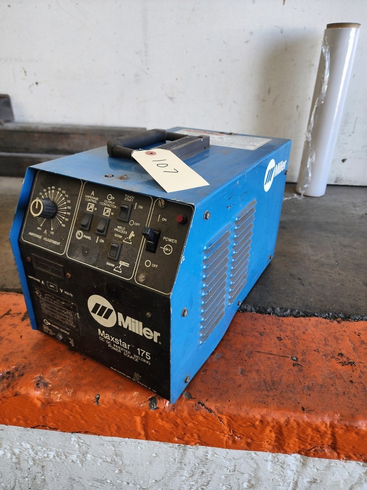 Miller Maxstar 175 CC/DC 140AMP input 460volts 3 Phases c-6