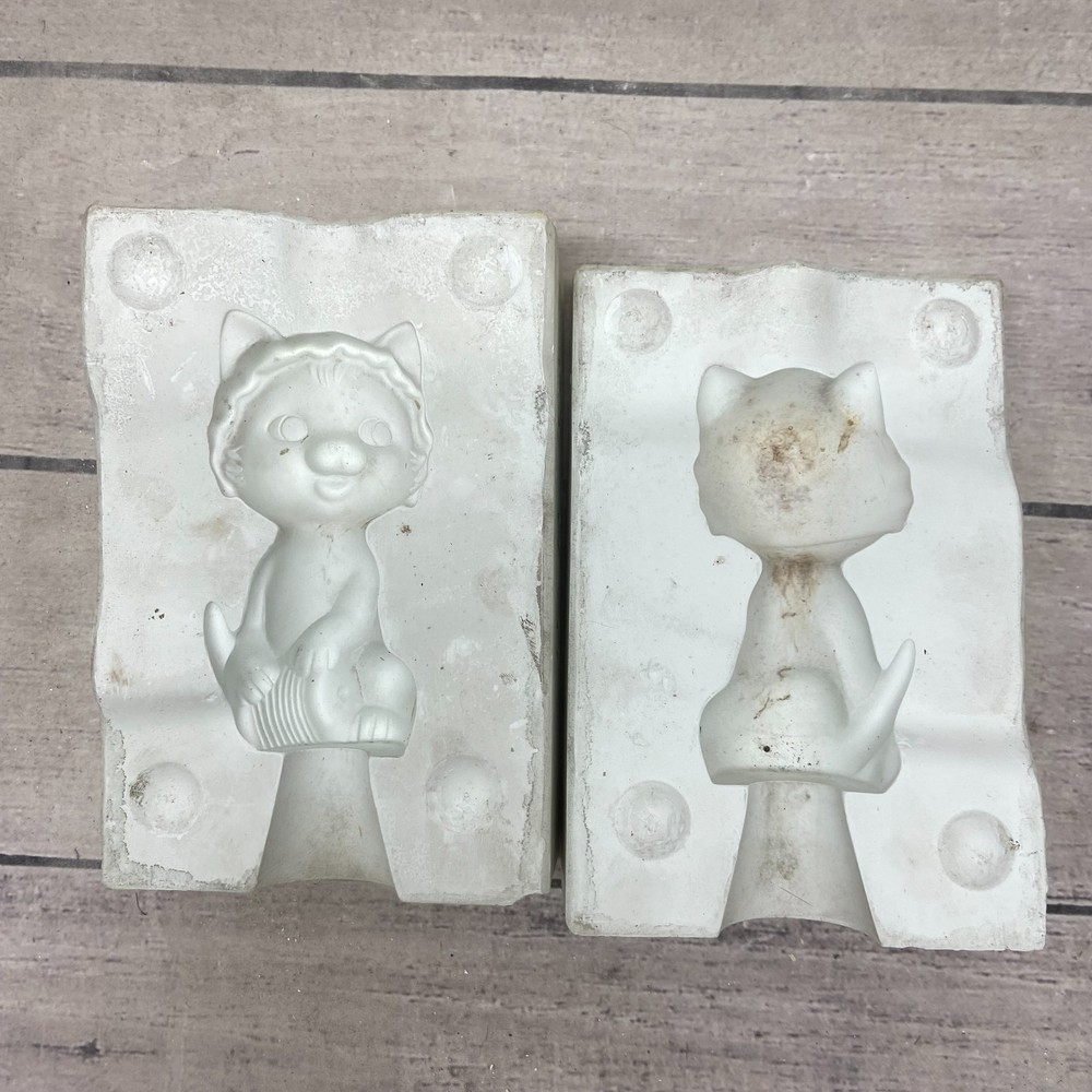 Unbranded Ceramic Casting Mold Cat Figurine #11