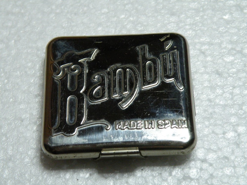 Vintage Bambu Cigarette Rolling Papers Metal Case Rust-Free NOS!