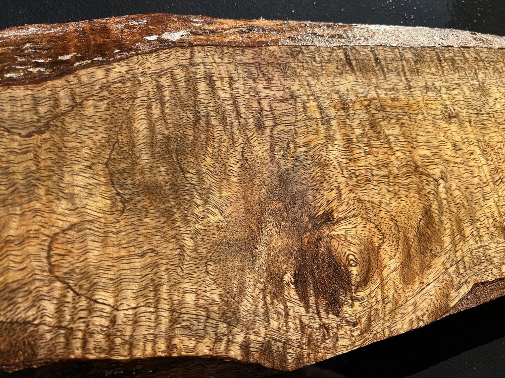 Hawaiian Curly Mango Board #14039