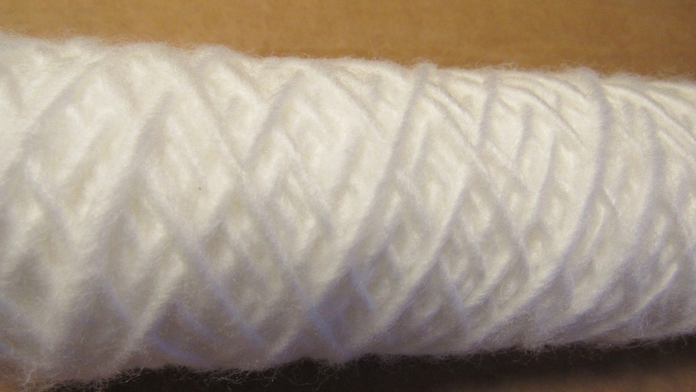 "LOT OF 8" CULLIGAN POLYPROPYLENE STRING WOUND YARN FILTER ELEMENT 8"X2" 1" BORE