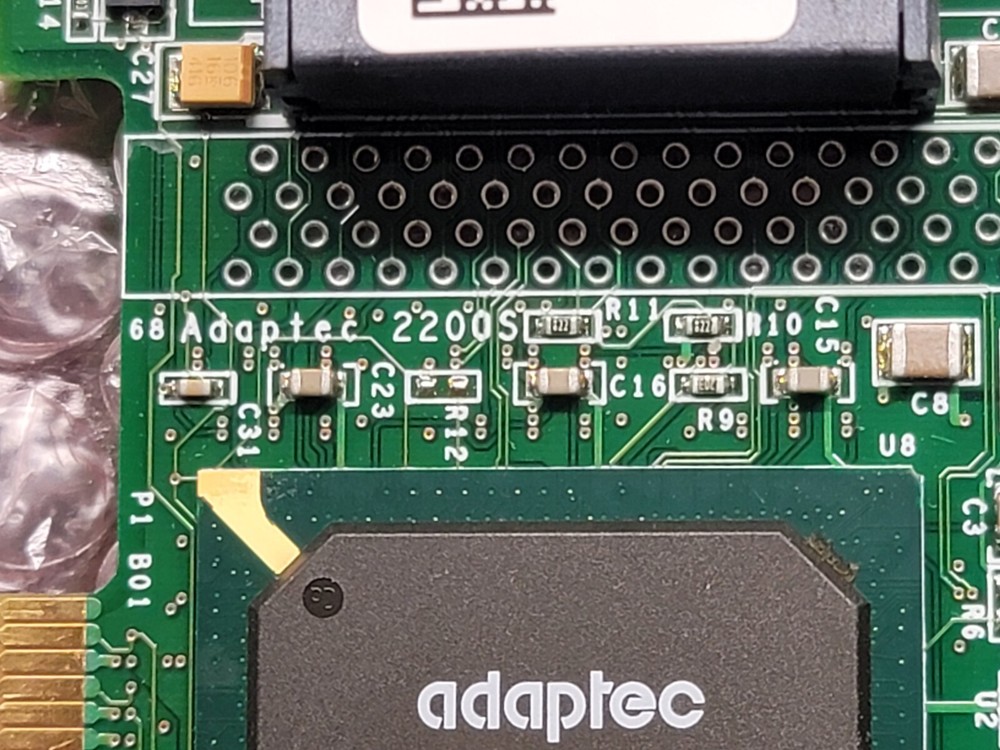 Adaptec 2200S SCSI Raid Controller PCI 64Mb