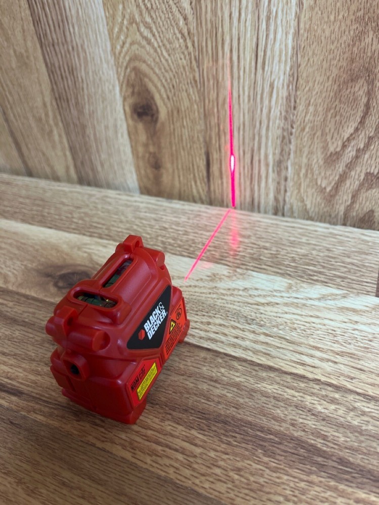 BLACK & DECKER BDL220S LASER LEVEL (PSV007900)