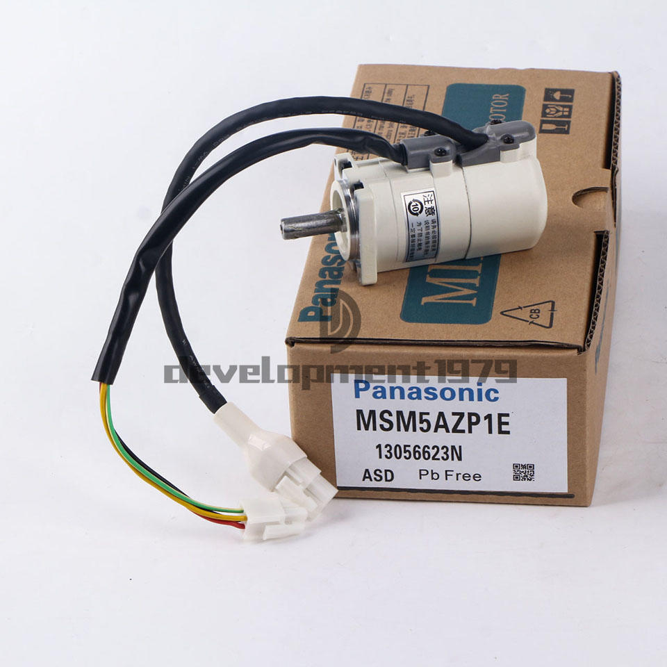1PC NEW PANASONIC SERVO MOTOR MSM5AZP1E