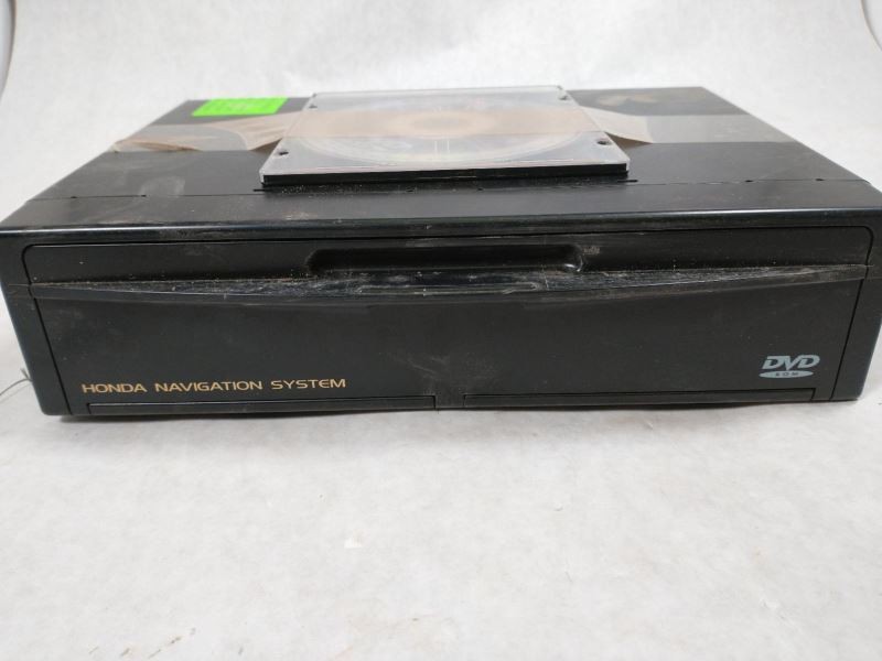 Info-GPS-TV Screen Player Navigation Fits 00-04 ODYSSEY 70774