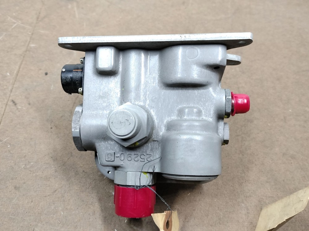 OH - Scott 22504-7 - Boeing - 10-60511 - Oxygen Continuous Flow Control Unit