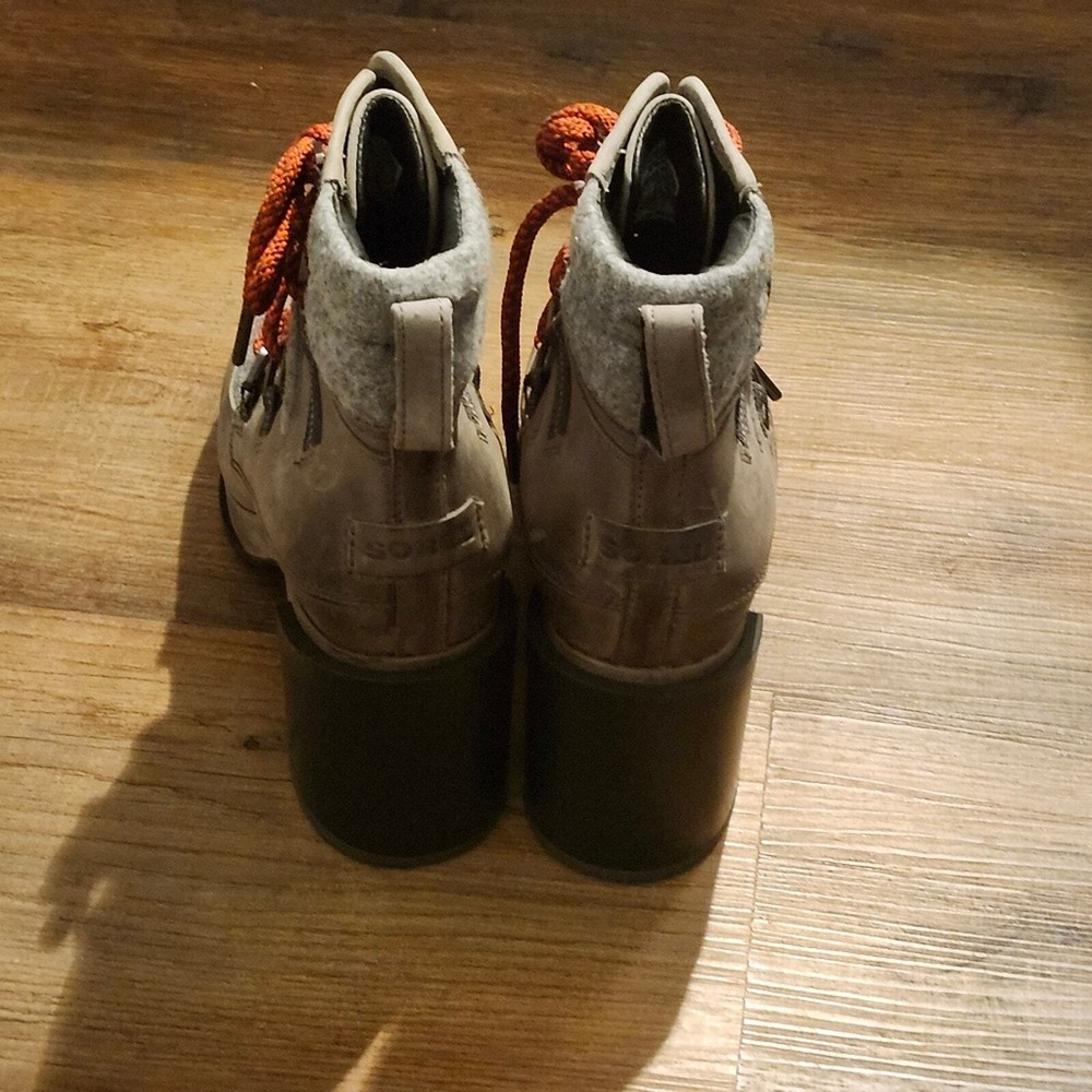 Sorel Ankle Boots Blake. Gray. Size 8.5
