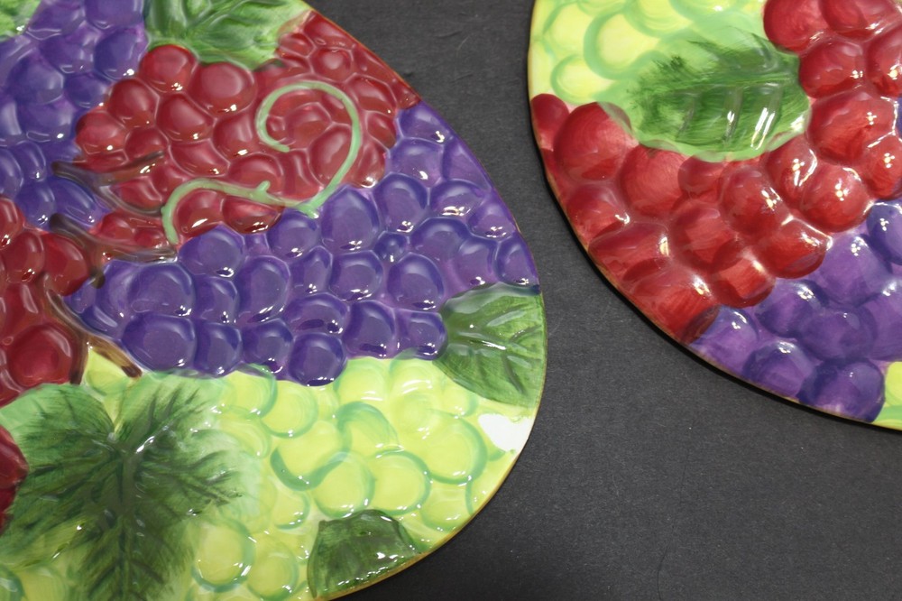 Temp-tations Presentable Ovenware By Tara Fruit Basket Pattern 4 Piece Set