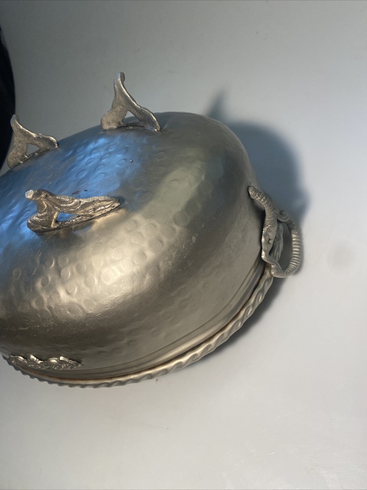 Hammered Metal Planter, Footed /Elephants