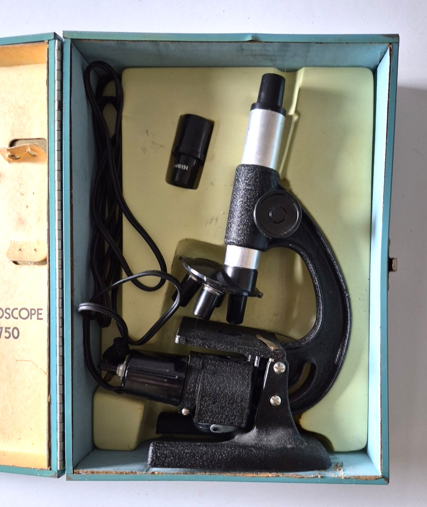 Vintage Porter Science Microcraft Student Research Series Microscope w/ Case