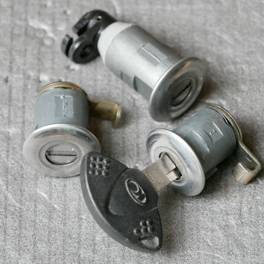 Kymco lock set for scooter lock with key lock set Mafa