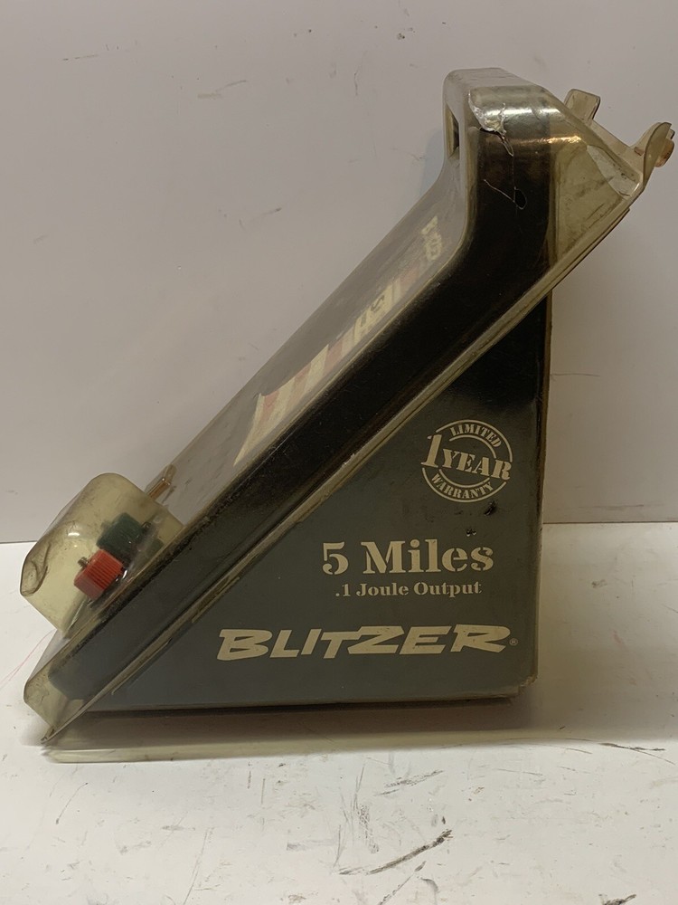 Blitzer Solar Electric Fence Controller 5 Mile