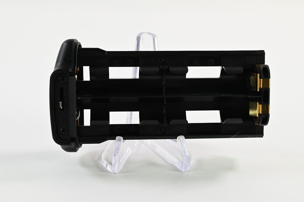 Nikon MS-D10 AA Battery Holder #G308